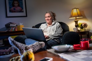 PIP_S1_TinyBeautifulThings_Newsroom